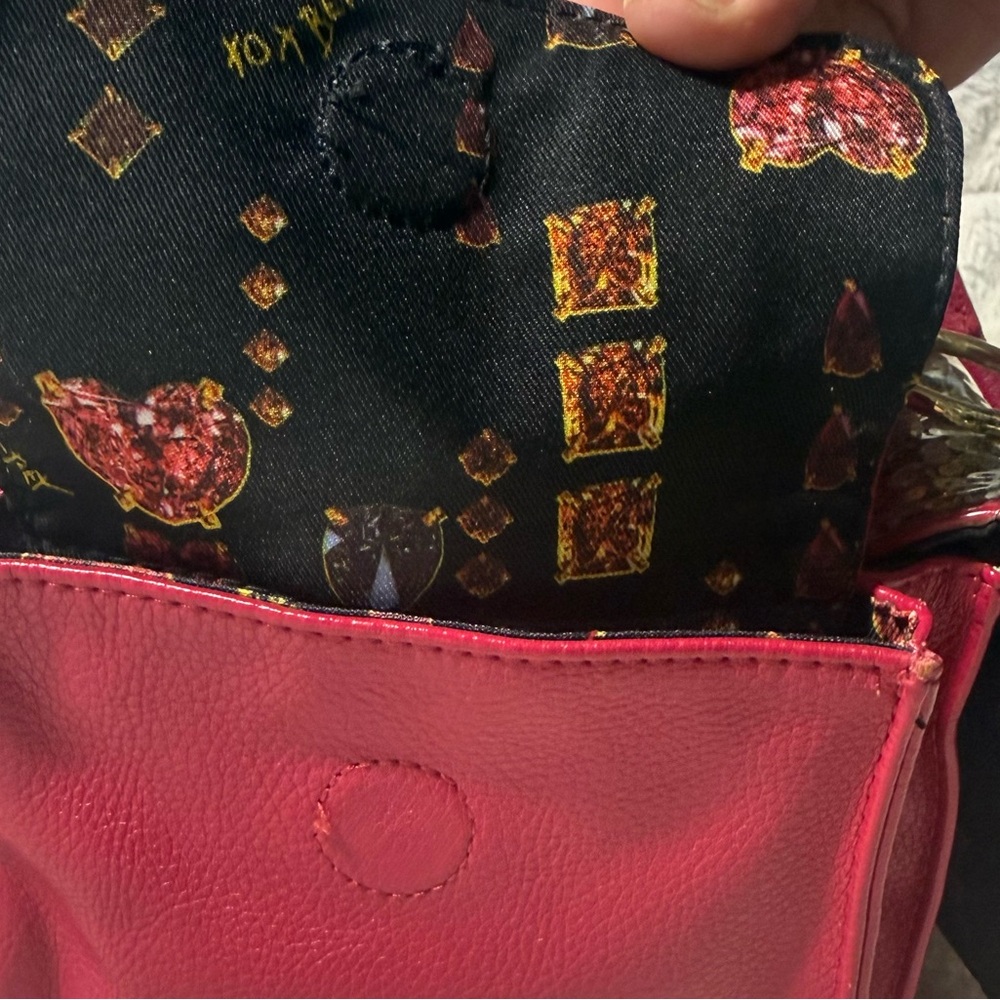 RARE Vintage Betsey Johnson Pink Handbag with Gold Accents - Picture 5 of 10